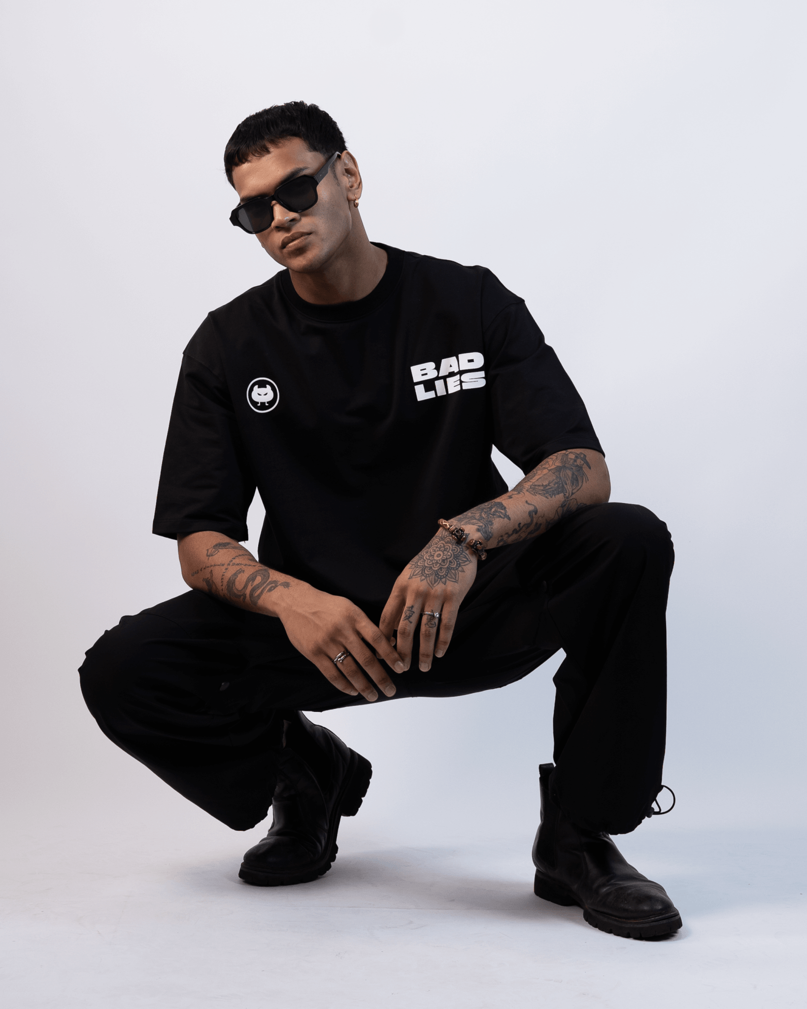 HUNGRY FOR TECHNO (BLACK) - Bad Lies