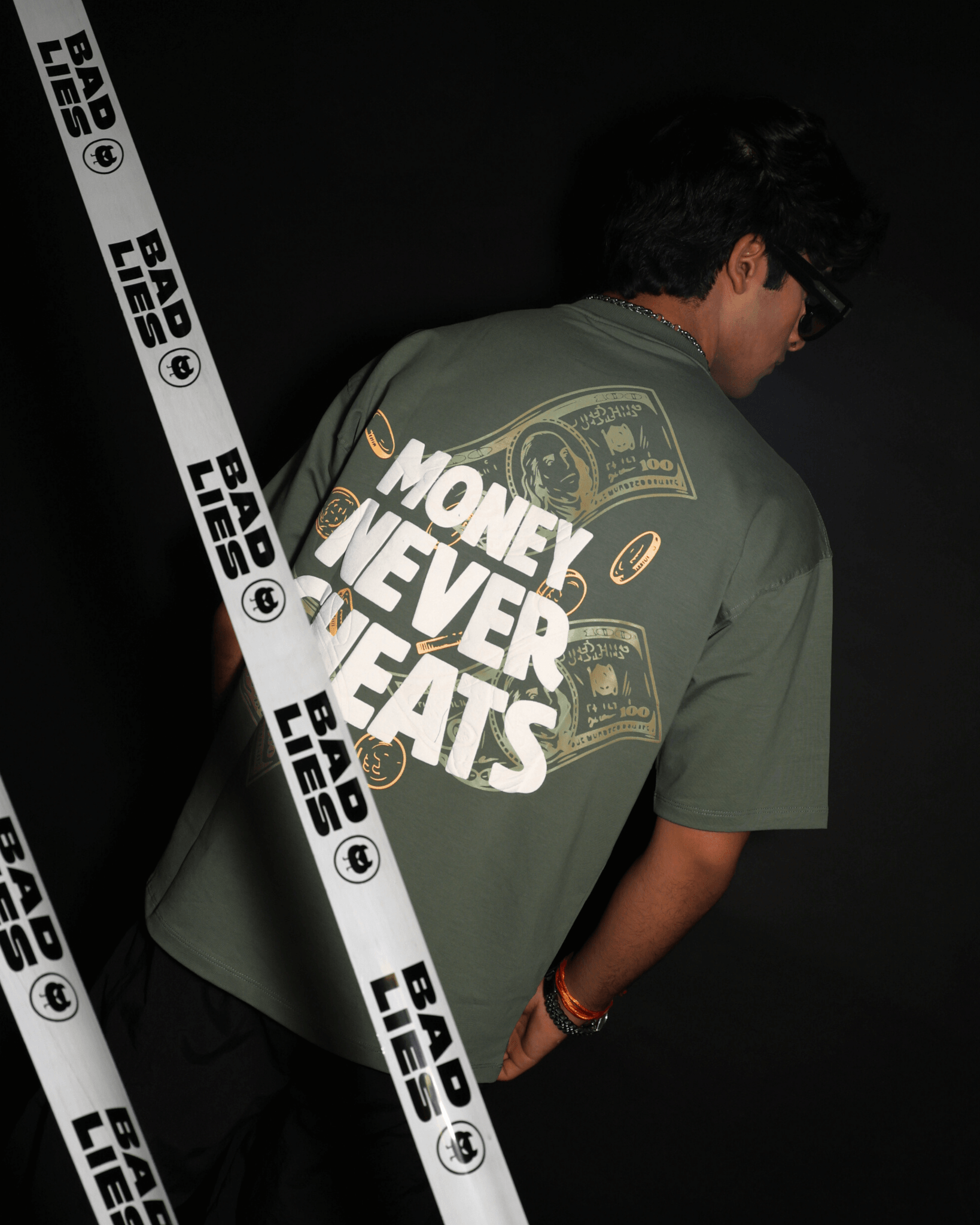 MONEY NEVER CHEATS [GREEN] - Bad Lies