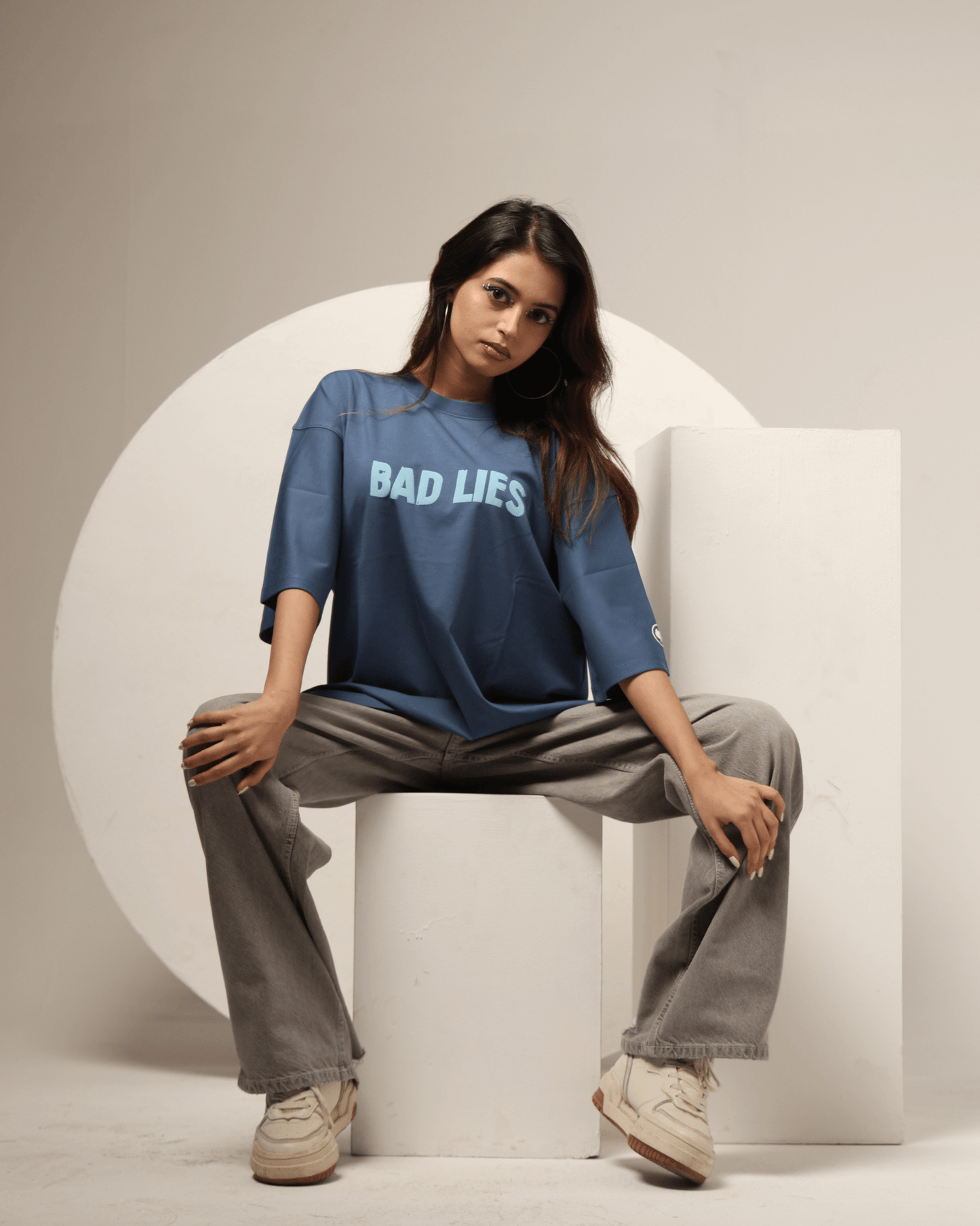 NOBODY DOES IT BETTER [BLUE] - Bad Lies