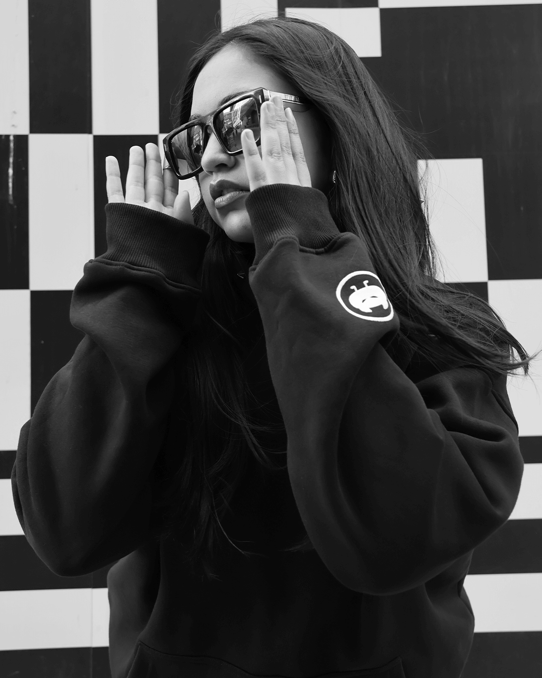 PIN HOODIE - Bad Lies